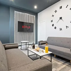 Bella's House 12mins Bus To Motor Point Arena Free Street Parking Nottingham